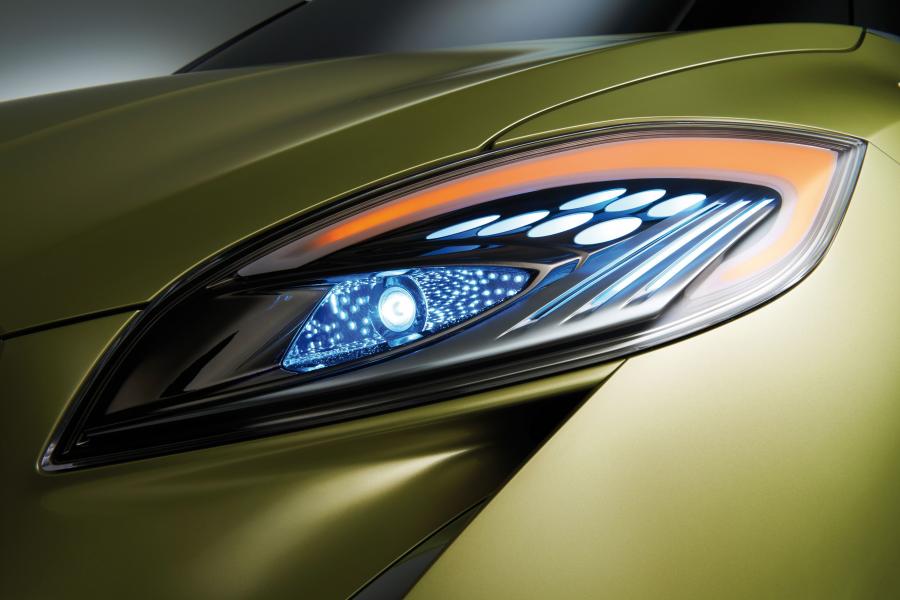  Suzuki S-Cross Concept 2012 года  (фото 9 из 18)